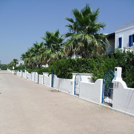 Villa In Villaggio 포르토 세자레오 외부 사진