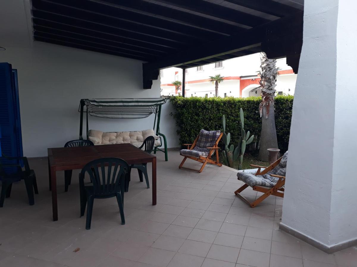 Villa In Villaggio 포르토 세자레오 외부 사진